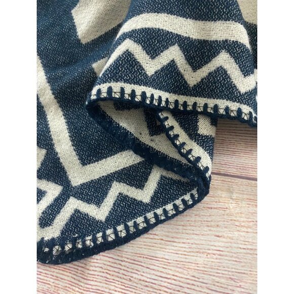 Ann Taylor Loft Blue And White Patterned Poncho - OS - Picture 11 of 11